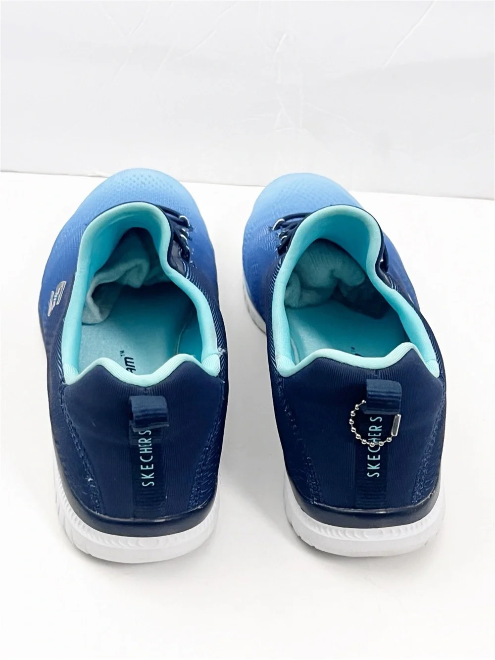 SKECHERS Virtue Pure Radiance Memory Foam Bungee Slip On Shoes Sneakers Size 8.5